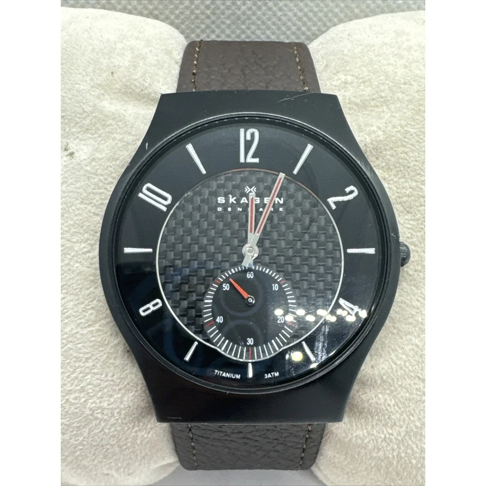 Skagen 805XLTBB Men's Brown Leather Strap Analog Dial Quartz Wrist Watch AEA289